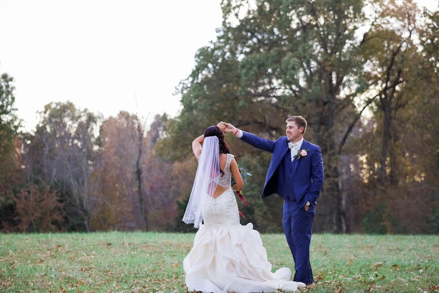 Fotógrafo de bodas Raegan Garnett (raegangarnett). Foto del 8 de septiembre 2019