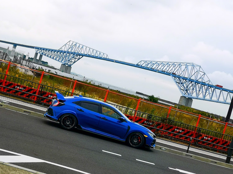 シビックタイプRの車検の準備・東京ゲートブリッジ・K&Pオイルフィルター・クラッチストッパーに関するカスタム事例の投稿画像3枚目