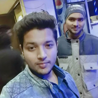 Alok Jaiswal at China Hut, Janakpuri,  photos