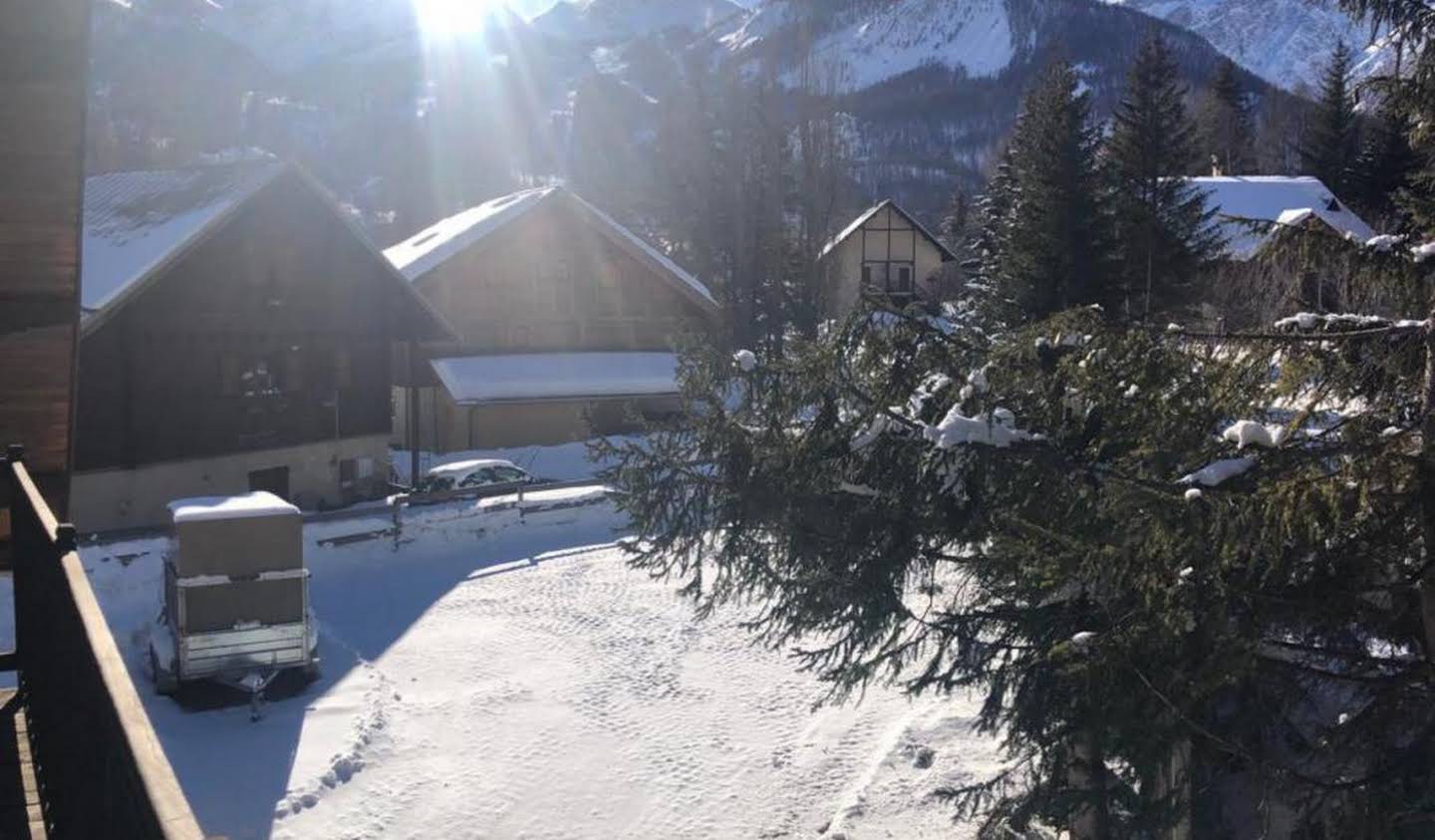 Appartement avec terrasse Le Monêtier-les-Bains