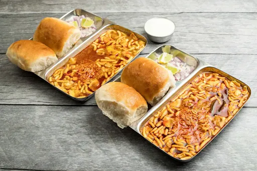 1 Mamledar Misal + 1 Dahi Misal