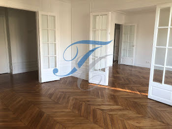 appartement à Paris 16ème (75)