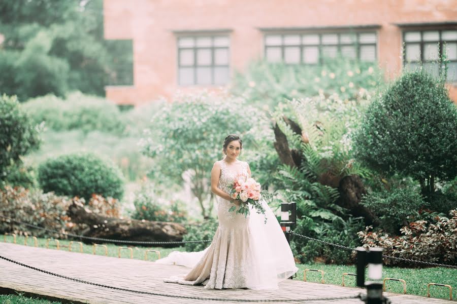 Fotografo di matrimoni Charlene Fuentes (charlenefuentes). Foto del 29 gennaio 2019