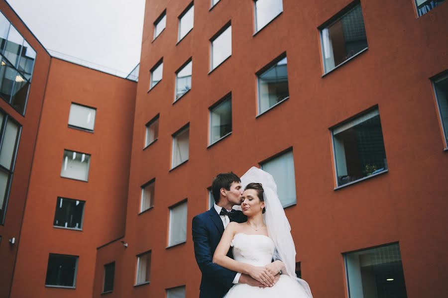 Wedding photographer Dmitriy Kirvas (kirvasdmitry). Photo of 11 March 2014