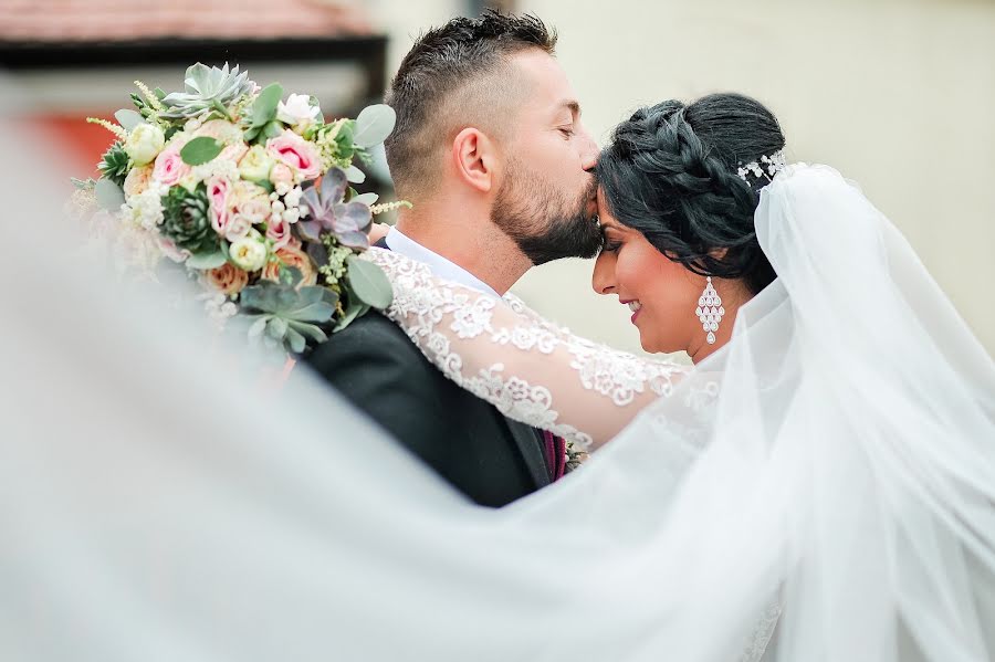 Fotografo di matrimoni Pop Daniel (popdaniel). Foto del 18 ottobre 2017