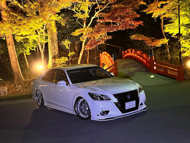 クラウンアスリートの小国神社紅葉ライトアップ・写活の秋・ボディーリフレクションに関するカスタム事例の投稿画像4枚目