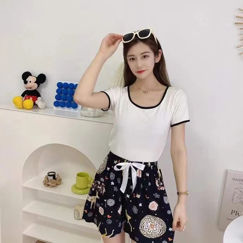 images slider number - 3