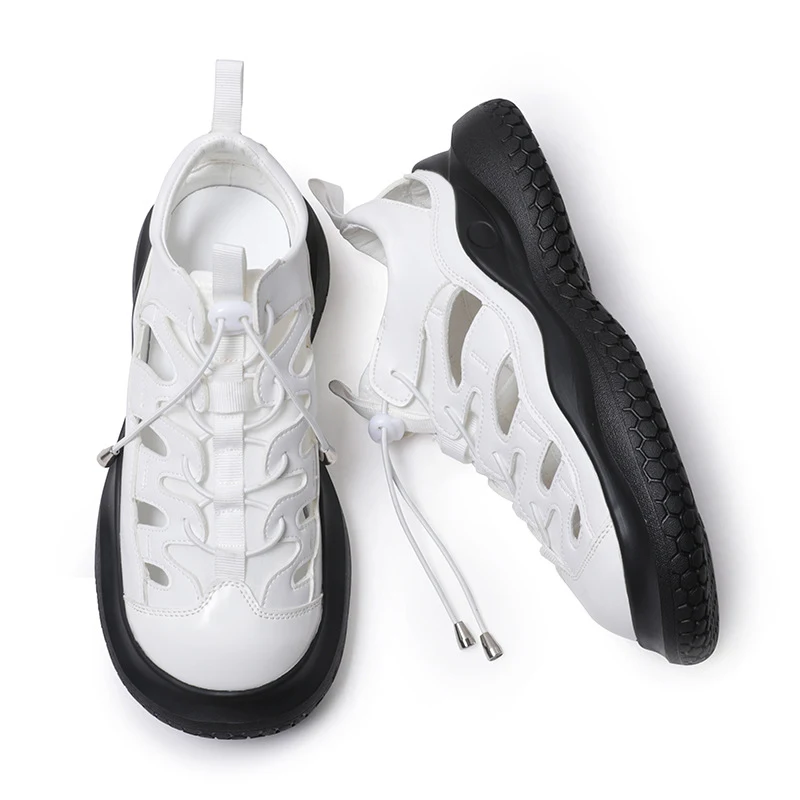 Damen Sportsandalen mit geschlossenem Zehenbereich, Hohlplattform und Absatz. Für mehr Größe und Komfort bei Sport und Freizeit.