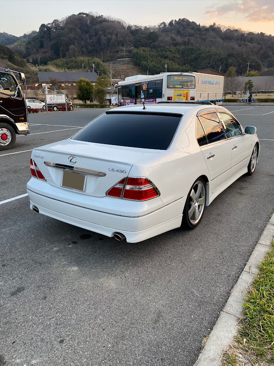 セルシオのセルシオ31後期・c仕様 インテリアセレクション・レクサスLS430・永遠の現行車に関するカスタム事例の投稿画像2枚目