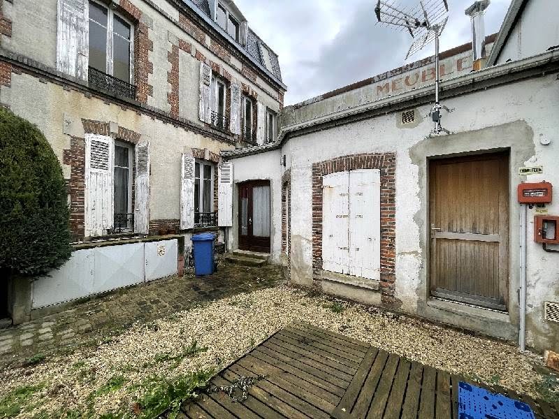 Vente maison   à Sézanne (51120), 117 000 €