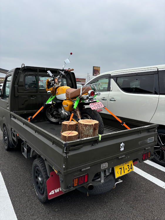 ATS クーペのお久の投稿・もうすぐ師走ですね・ローガン・おっちゃんの日々全てベストショット・キャリートラックに関するカスタム事例の投稿画像3枚目