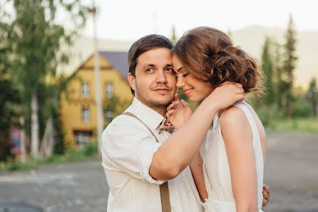 Fotógrafo de bodas Elena Yurkina (smile19). Foto del 1 de julio 2015