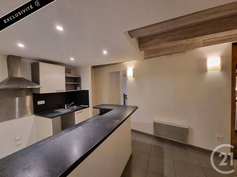 Vente appartement 2 pièces 64.15 m² à Sarlat-la-caneda (24200), 125 000 €