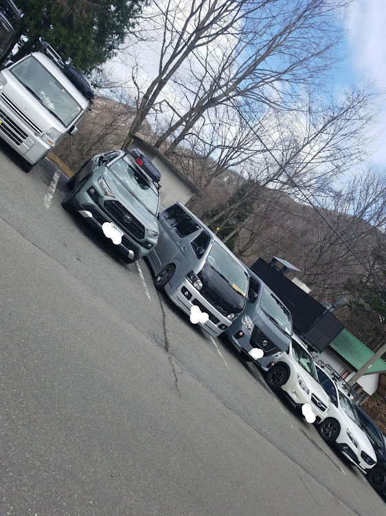 ハイエースバンの今シーズンラスト🤔・丸沼高原ありがとうございました🙇・チームSSBO🚙✨・今シーズンまだまだプレス練習足りない😣に関するカスタム事例の投稿画像1枚目