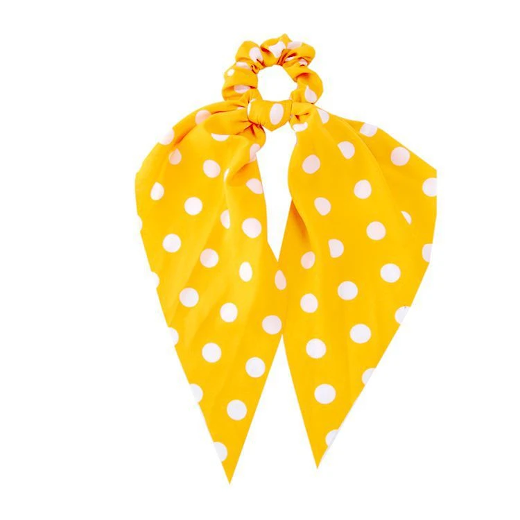 Chouchou ruban à longues franges, gros intestin, accessoire cheveux original et élégant pour créer des coiffures volumineuses.