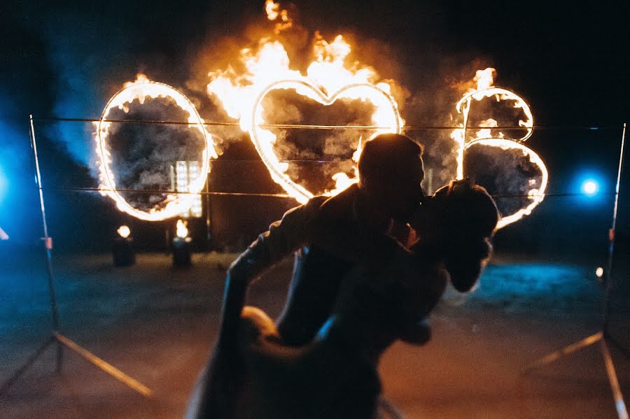 Fotógrafo de casamento Varvara Shevchuk (vvvarka). Foto de 8 de dezembro 2018