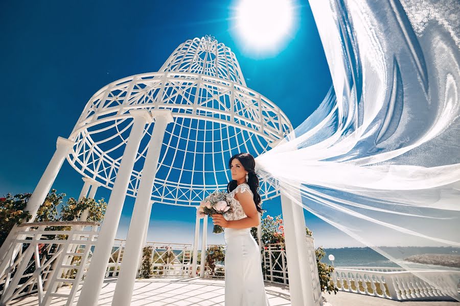 Fotógrafo de casamento Makovey Dmitro (makovey). Foto de 26 de outubro 2016