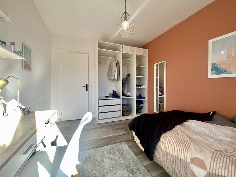 Location meublée appartement 1 pièce 11 m² à Amiens (80000), 430 €