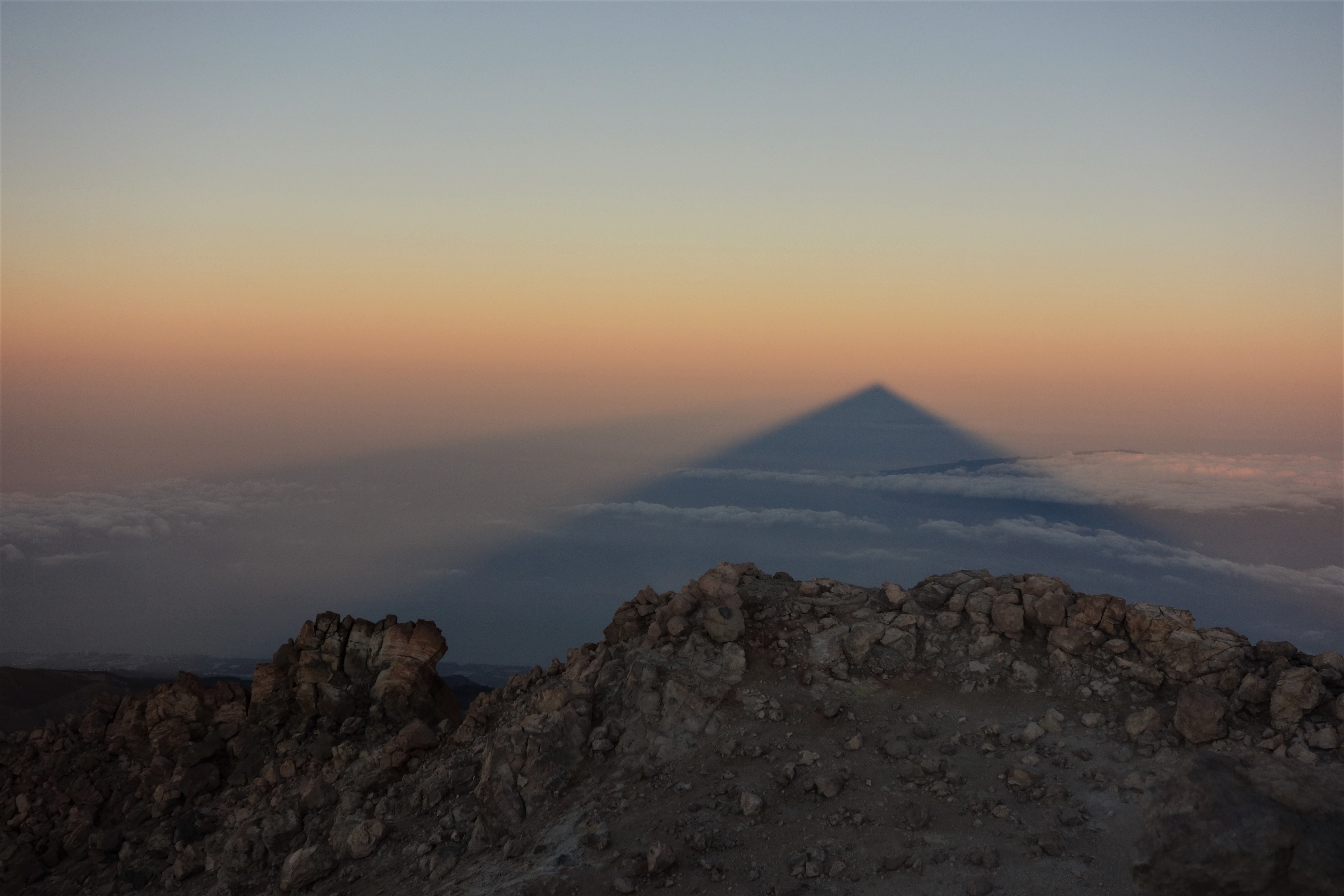 Alba sul Teide di archeonik