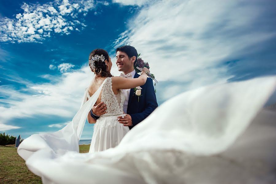 Wedding photographer Matt Martínez (weddprofashions). Photo of 11 November 2021