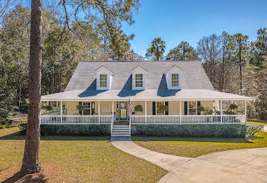 House with pool 4