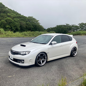 インプレッサ WRX STI GRB