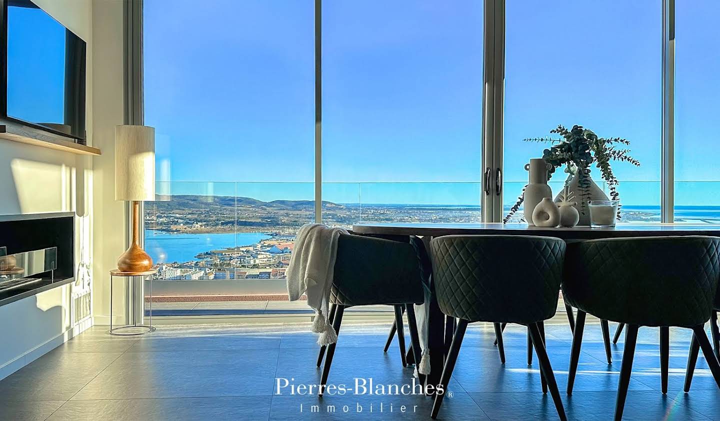 House with pool and terrace Sète