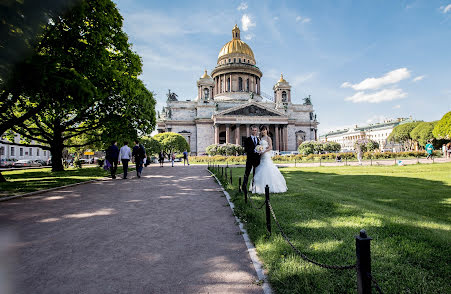 婚禮攝影師Elena Kuschevaya（lenfoto）。2015 8月10日的照片