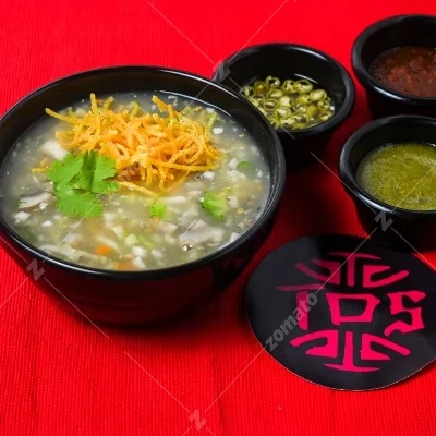 Manchow Soup (Veg) (Serves 1)