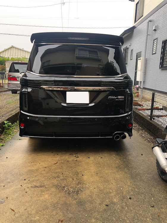 エルグランドの自粛生活・E52・ライダーオーテック・DIY・車高調に関するカスタム事例の投稿画像3枚目