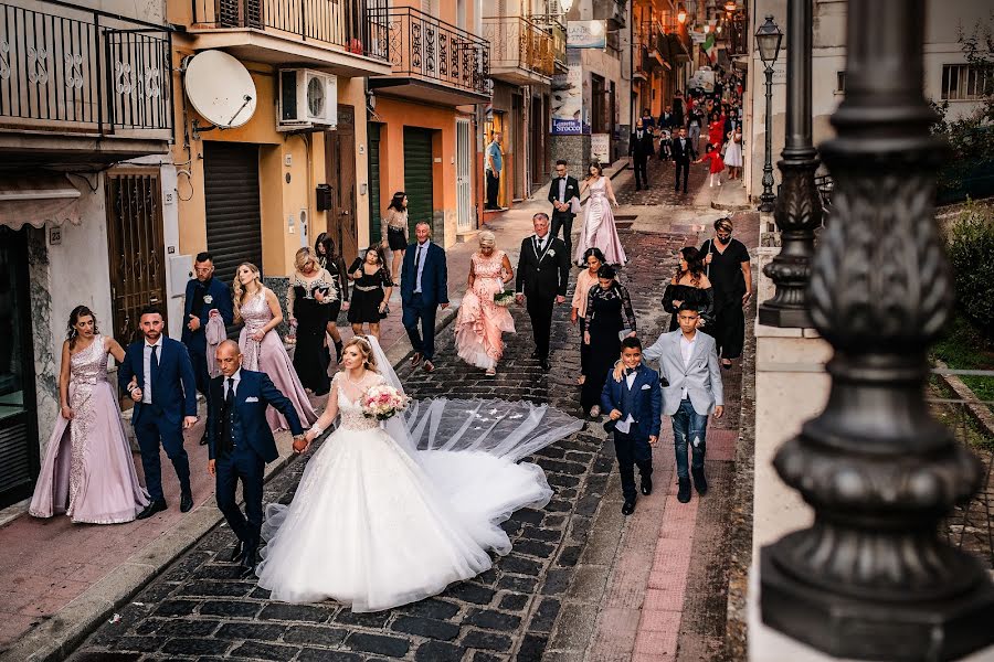 Wedding photographer Lorenzo Loriginale (lorenzoloriginal). Photo of 16 April 2021