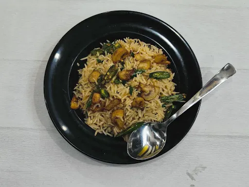 Mushroom Chilli Fried Rice