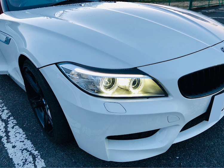 Z4 ロードスターのオープンカーのある生活・右斜め前写真展・あとひと踏ん張り・DIY・オープンカーに関するカスタム事例の投稿画像1枚目