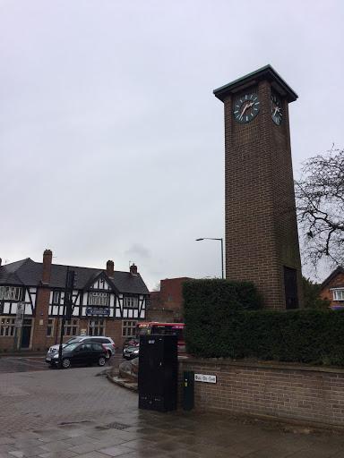 Brueton Gardens Stone and Clock