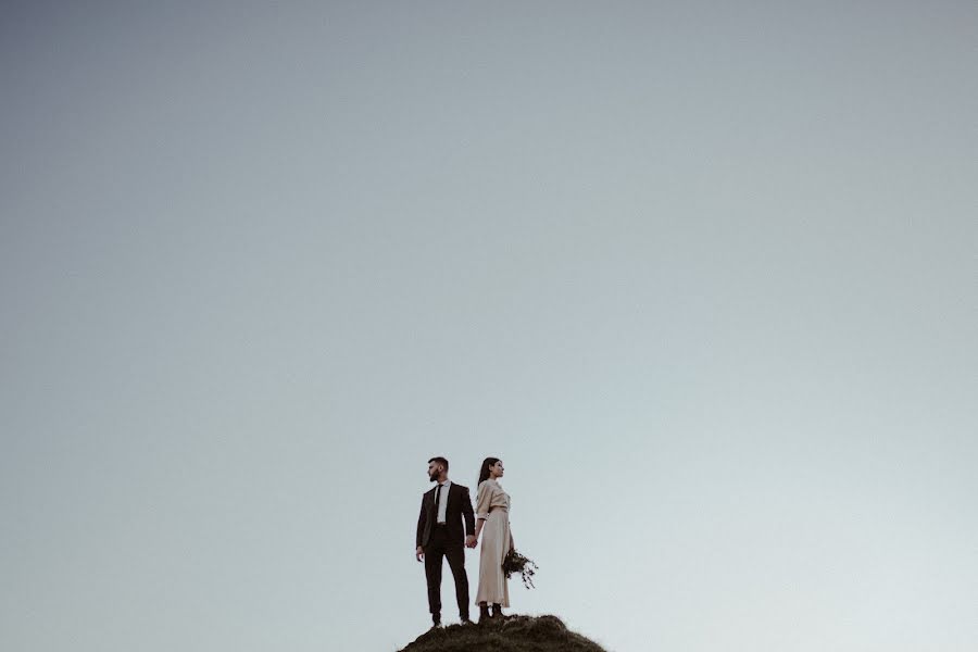 Fotógrafo de casamento Oleg Svetlov (svetlove). Foto de 27 de dezembro 2019