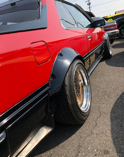 キャスト のスリーピース岐阜店 Noblesseデモカー 昭和の魅力的な車 とコラボ やはり見たら 欲しくなっちゃうね シリコン洗車に関するカスタム メンテナンスの投稿画像 車のカスタム情報はcartune