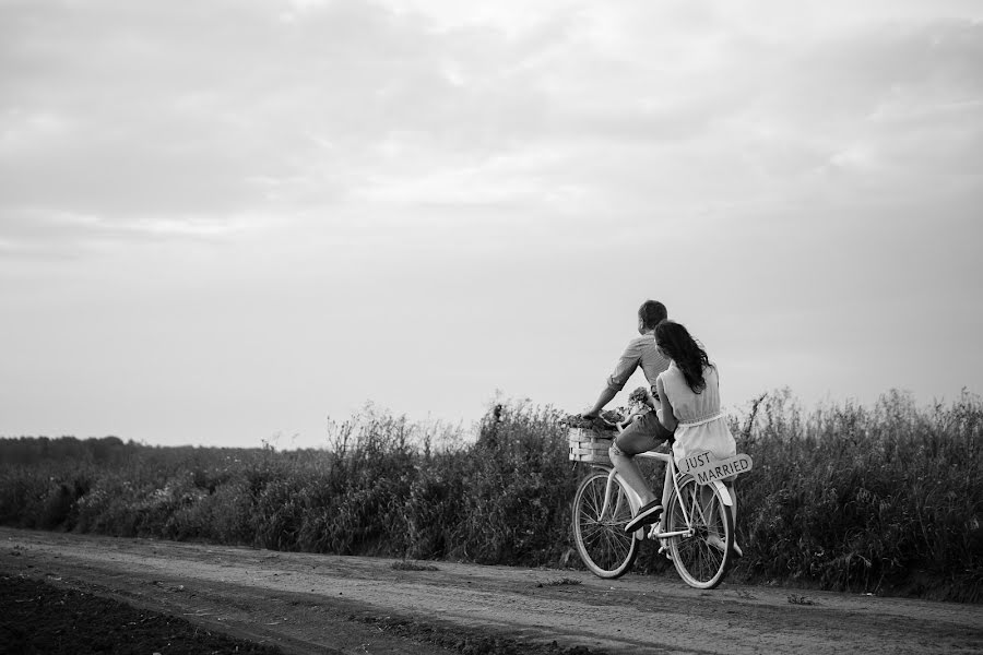 Wedding photographer Aleksandr Bobkov (bobkov). Photo of 22 February 2017