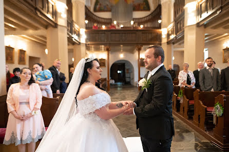 Fotografo di matrimoni Lucie Jiroušková (luciejirouskova). Foto del 25 giugno 2022