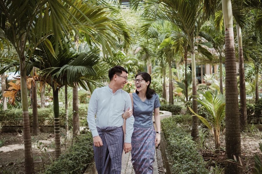 Fotógrafo de casamento Zin Hline Htun (mghline). Foto de 1 de outubro 2023