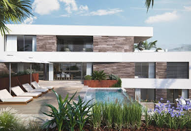 Villa with pool 1