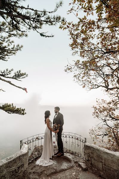 Fotógrafo de casamento Anastasiya Melnikovich (melnikovich-a). Foto de 1 de novembro 2019