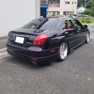 ヴェロッサ JZX110