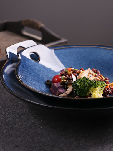 Title 5, Ceramic Round Dish Plate for Elegant Table Sett...