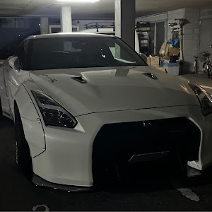 NISSAN GT-R R35