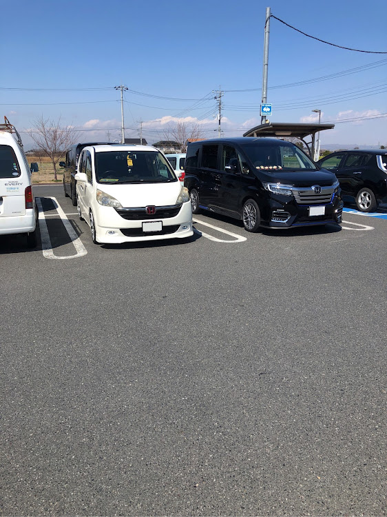 ステップワゴンのステップワゴン・オフ会・楽しかった・来月も楽しみ!!に関するカスタム事例の投稿画像2枚目