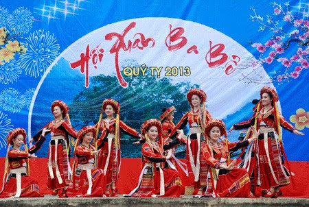 Khai mạc Hội xuân hồ Ba Bể năm 2013 - 3