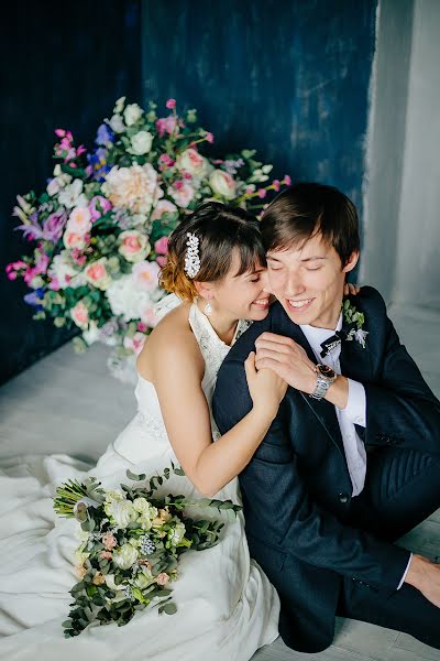 Bryllupsfotograf Elena Artamonova (ersaniel). Bilde av 24 februar 2017