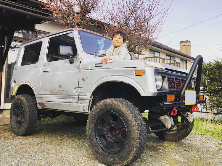 ジムニーのジムニー・ジムニーカスタム・オフロード仕様・オフロード クロカン・息子とツーショットに関するカスタム事例の投稿画像3枚目