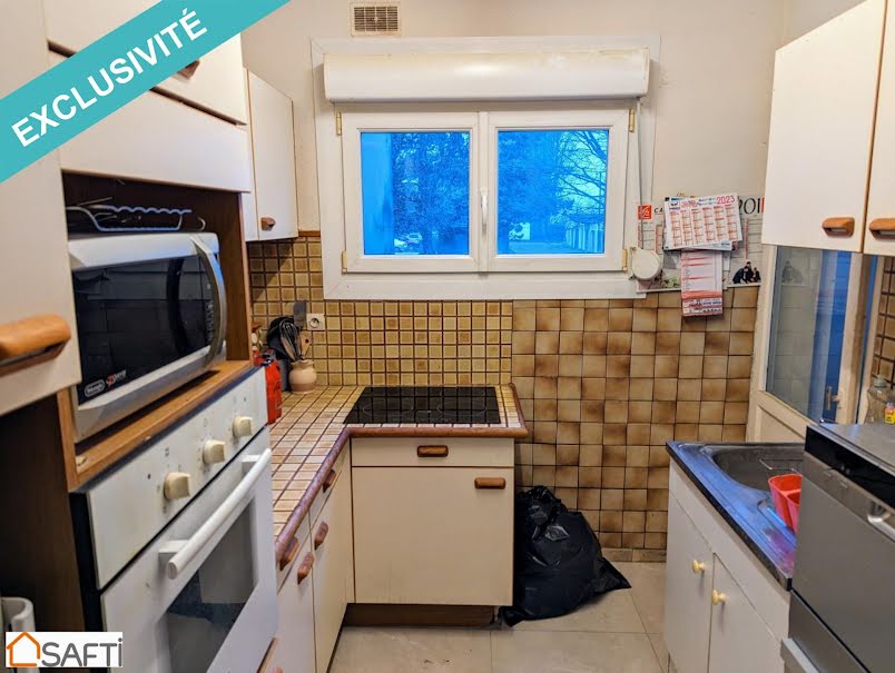 Vente appartement 3 pièces 67 m² à Villeneuve-d'Ascq (59491), 130 000 €