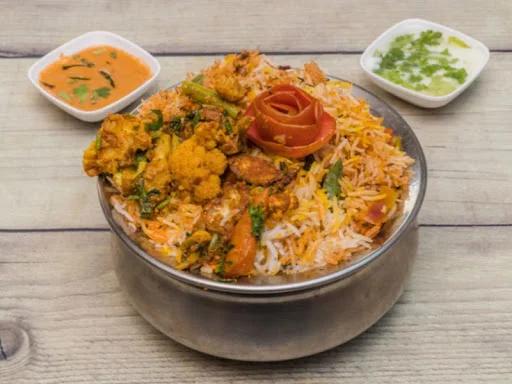 Vegetable Fry Biryani [Serves 1-2]